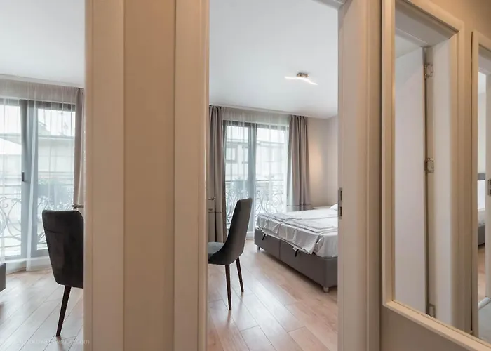 Sea Stories Apartment Warna