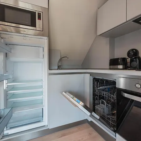 Sea Stories Apartment *